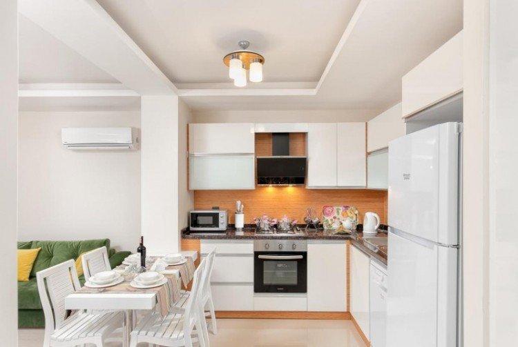 Потолок из гипсокартона в маленькой кухне