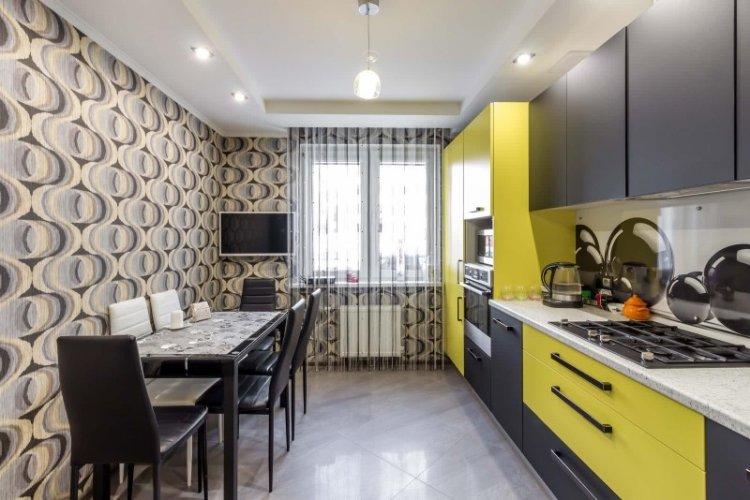 Потолки из гипсокартона с подсветкой на кухне