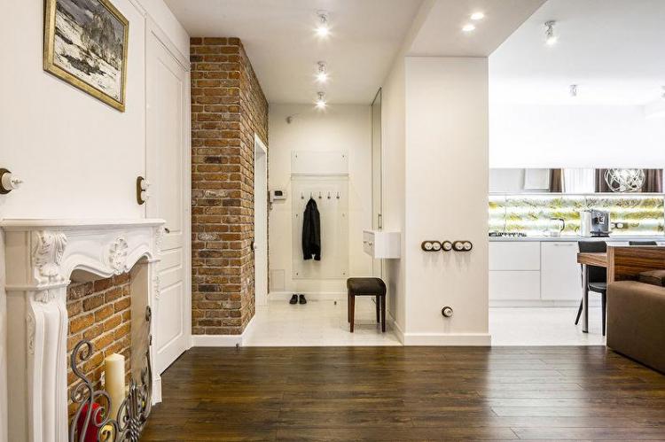 Маленькая прихожая в современном стиле - Дизайн интерьера