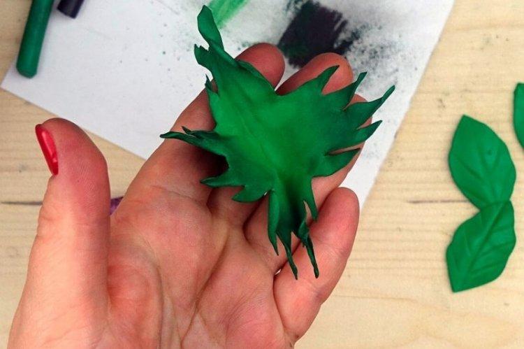 Роза из отдельных лепестков - роза из фоамирана своими руками