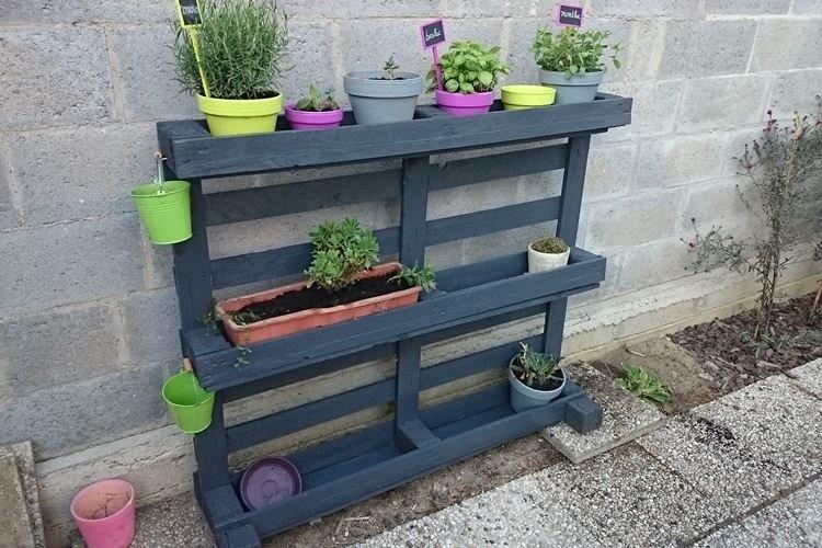 Подставка для цветов - Садовая мебель из поддонов для дачи фото