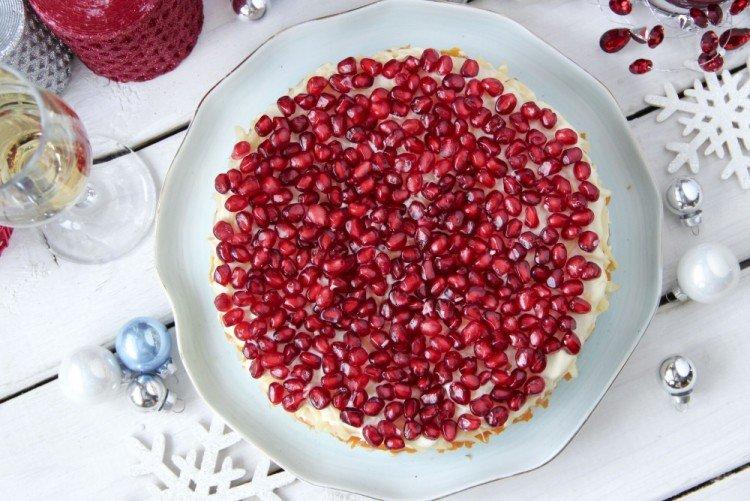 Салат из печени трески с гранатом - рецепты