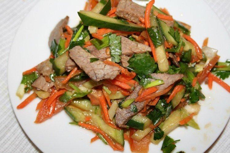 Салат с говядиной без майонеза на праздничный стол - рецепты