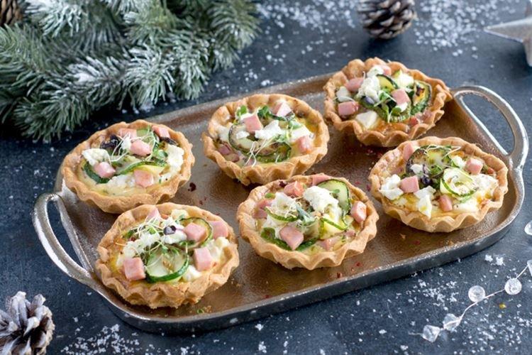 Салат с копченой колбасой и кабачками - рецепты