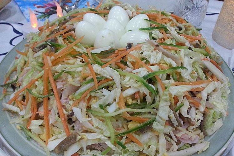 Салат с шампиньонами и капустой - рецепты