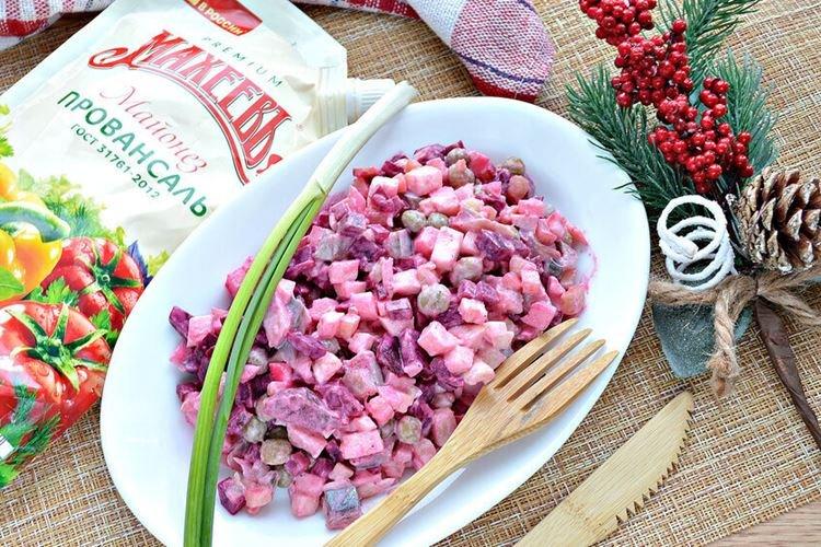 Салат со свеклой и красной рыбой - рецепты