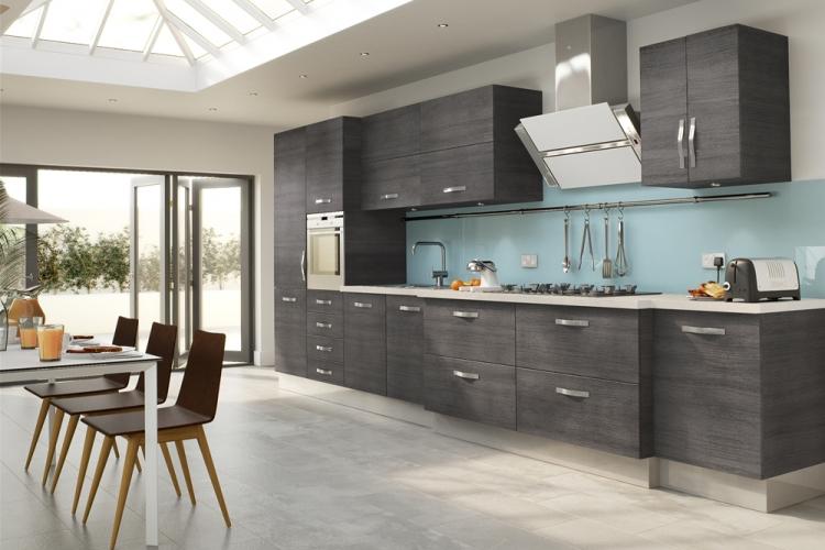 Серый цвет в интерьере кухни