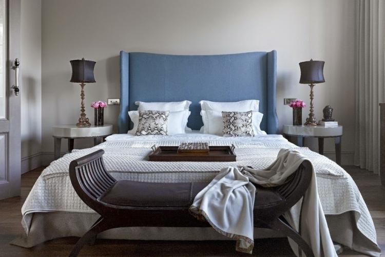 Серый цвет в интерьере спальни