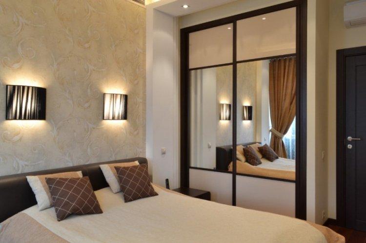 Шкаф-купе для маленькой спальни