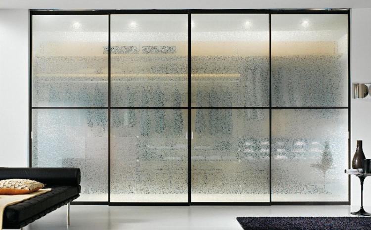 Непрозрачные конструкции - Стеклянные перегородки в квартире