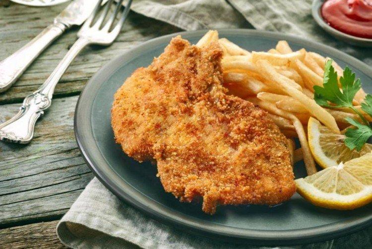 Свинина в сырной панировке на сковороде - рецепты