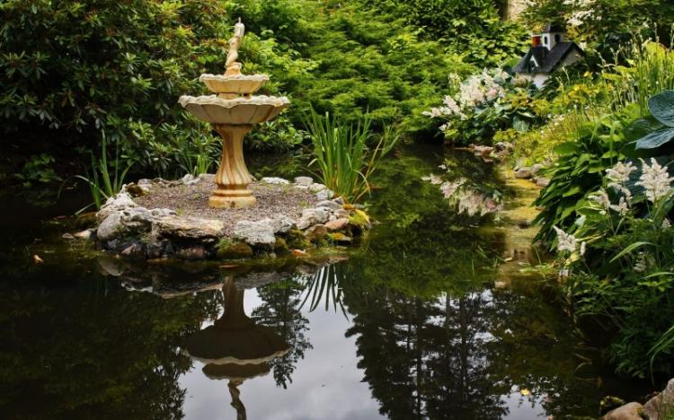 Фонтаны и водоемы - Украшения для сада своими руками