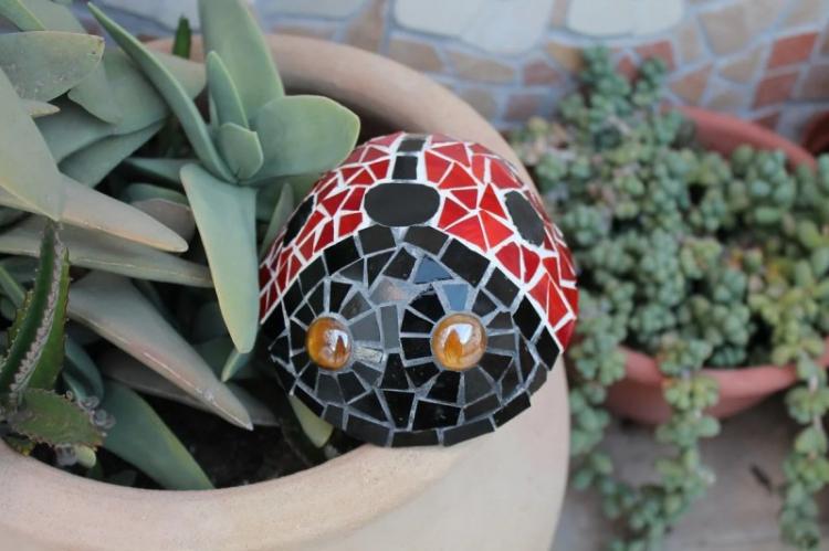 Украшения для сада своими руками - фото