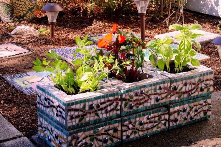 Уличные вазоны для цветов - фото