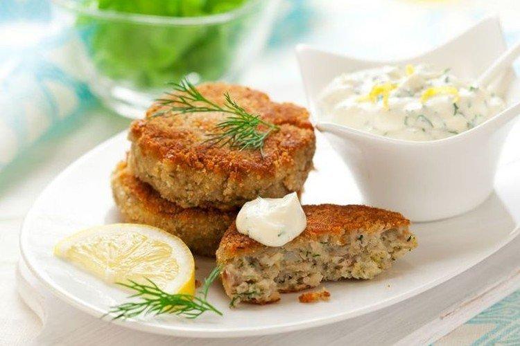 Котлеты из рыбных консервов и картофеля - Вкусные и дешевые рецепты блюд