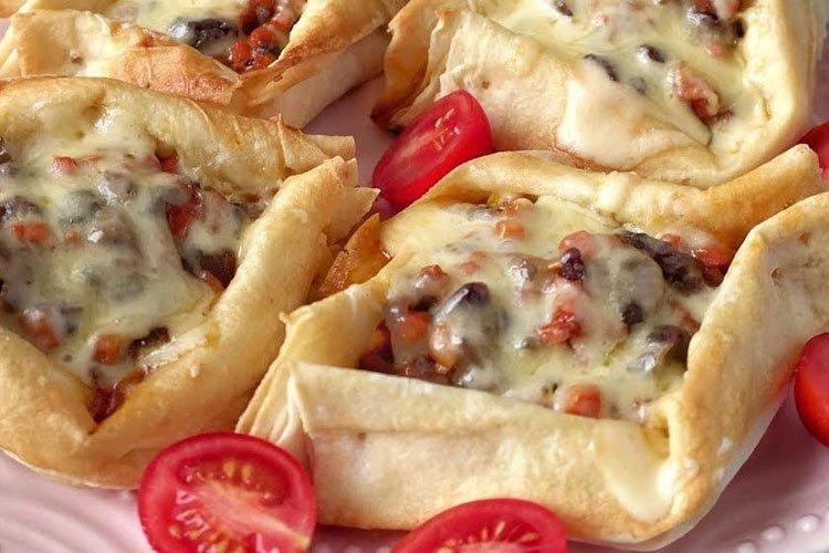 Закуска из лаваша Лодочки - рецепты