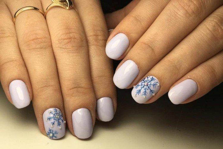 Зимний маникюр гель-лаком 2020-2021