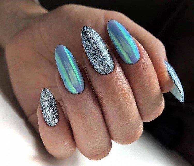 Зимний маникюр с втиркой 2020-2021