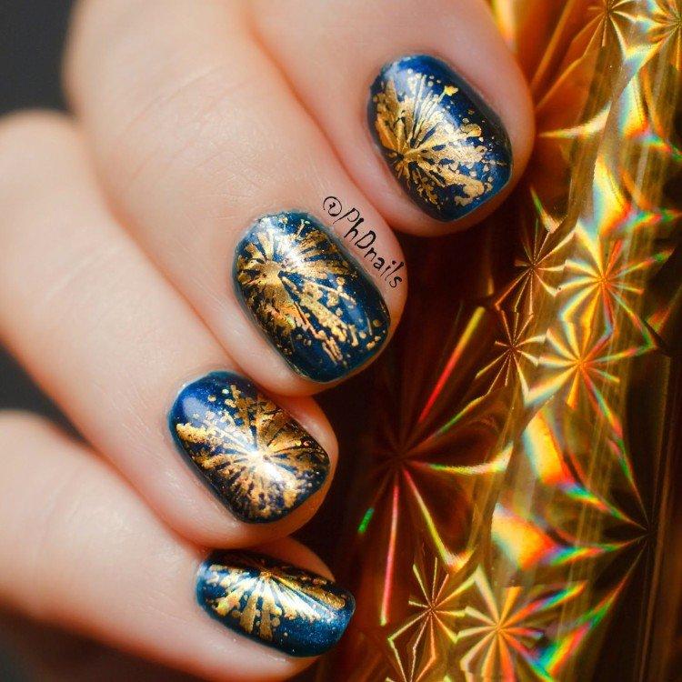 Зимний маникюр с фольгой 2020-2021