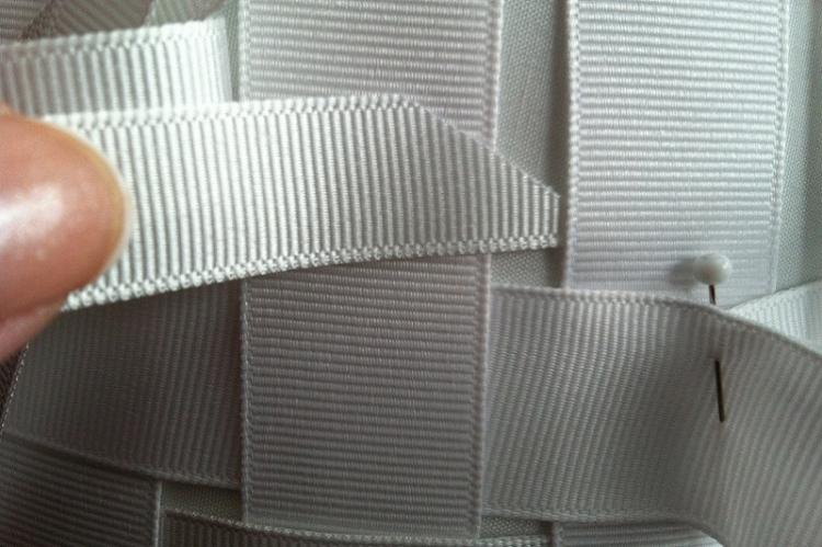 Плафон из лент своими руками